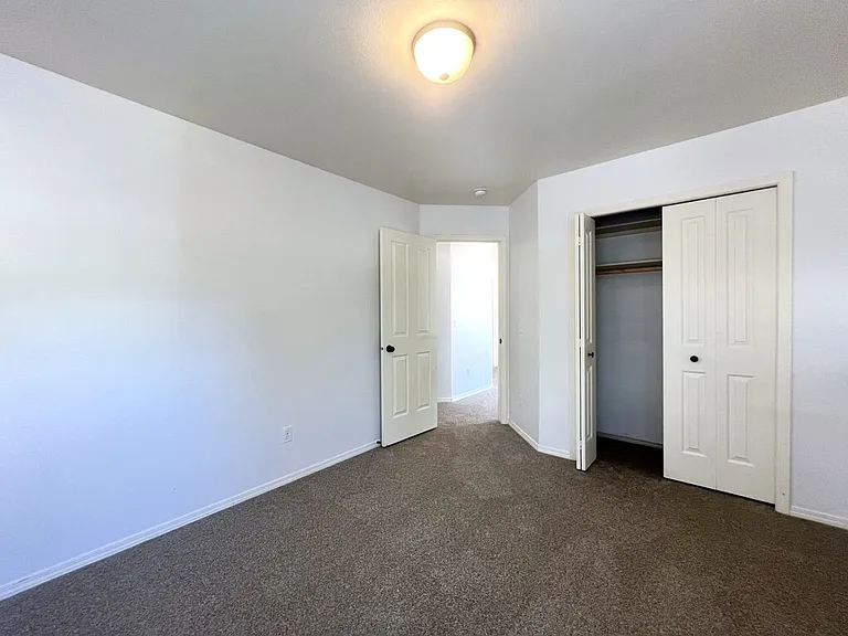 5851 N Cobbler Ln — Photo 29