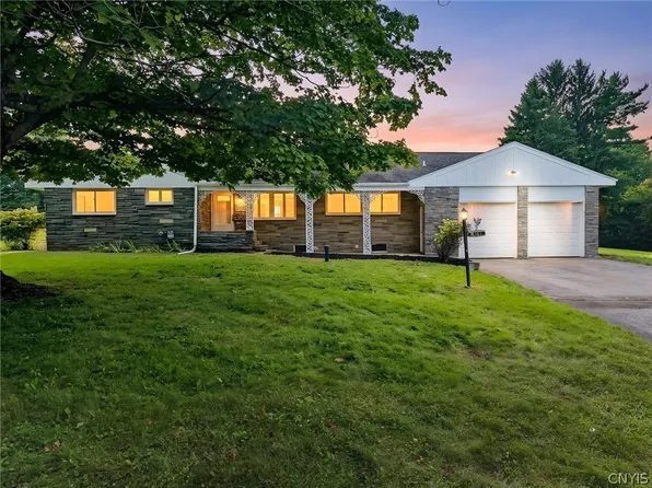 4361 Shea Rd, Syracuse, NY 13215