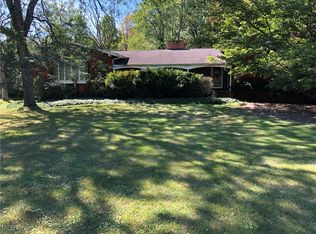 2132 Glengary Rd, Akron, OH 44333