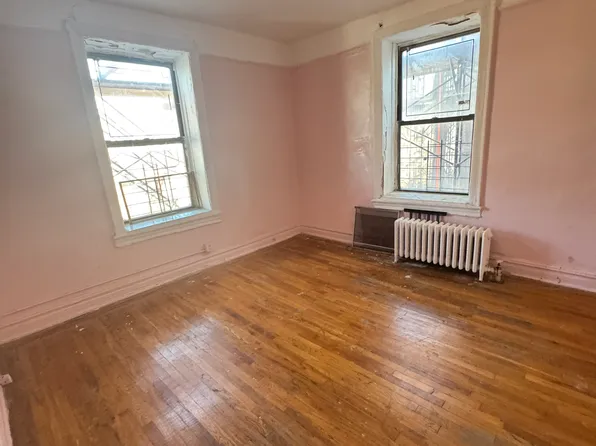 3100 Brighton 3rd Street image 5 of 7