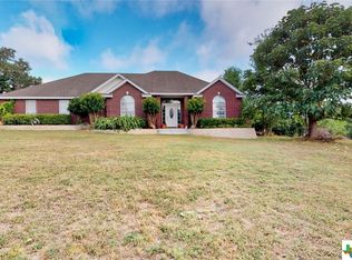 301 Woodlands Trl, San Marcos, TX 78666