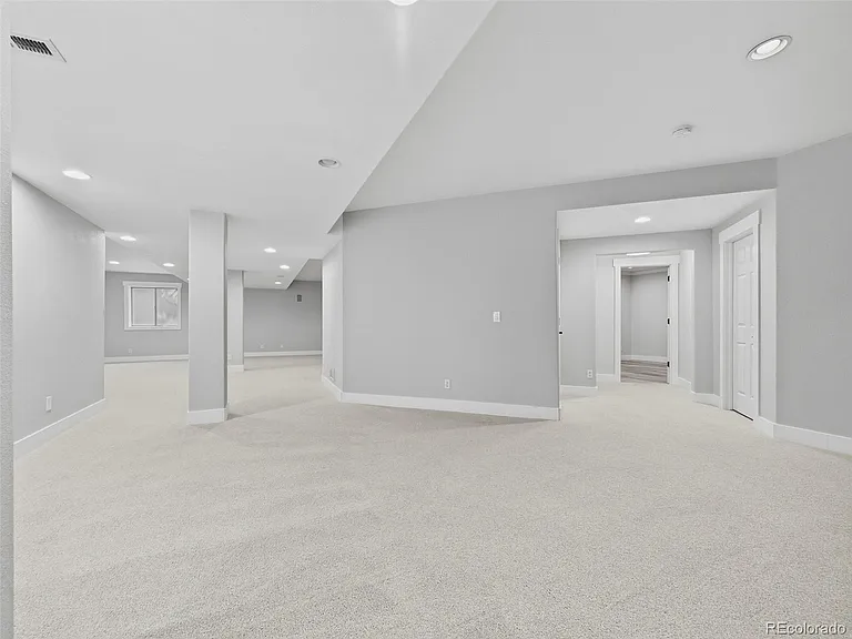 11672 E Berry Ave — Photo 34
