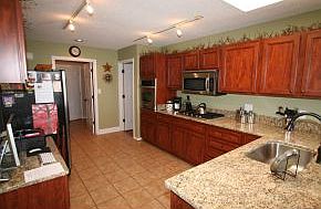 5th image of 6 Parwood Ct