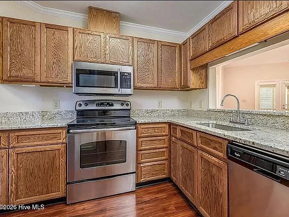 2nd image of 8031 Grey Oak Drive