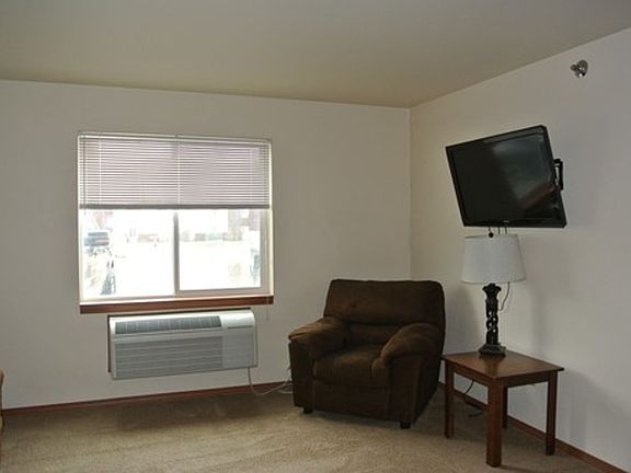 2nd image of 302 Elm St NE #313