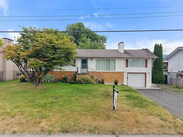 10059 Killarney Dr, Chilliwack, BC V2P 5P7