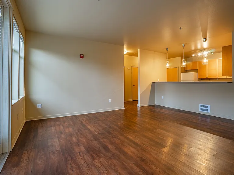 Saxe Apartments — Photo 49