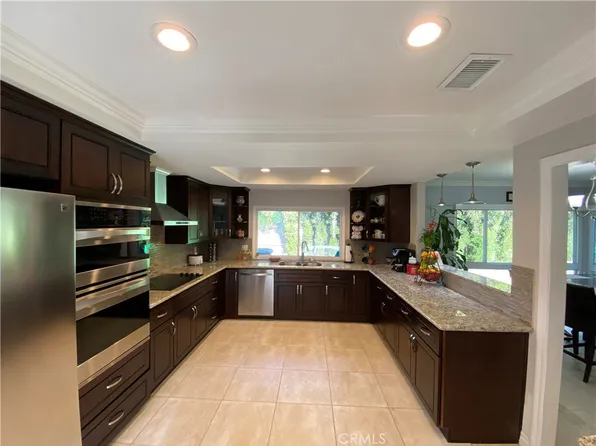 7549 E Twinleaf Trl, Orange, CA 92869