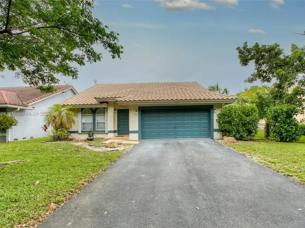 10631 NW 32nd Ct, Coral Springs, FL 33065