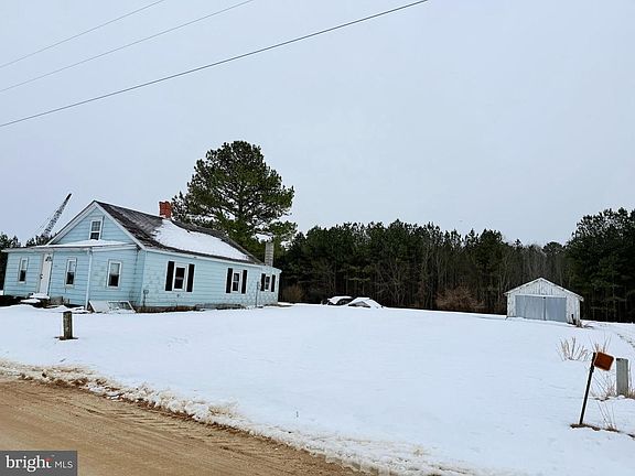 3rd image of 22691 Sawmill Rd