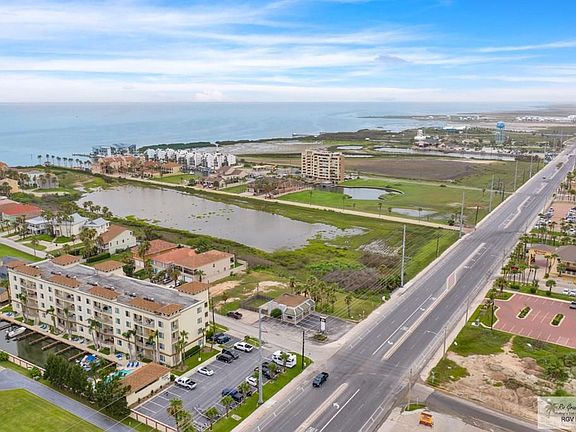 4th image of 6001 Padre Blvd #1