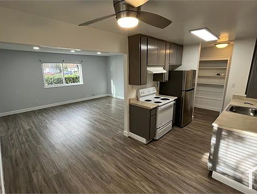 2nd image of 1726 Ross Cir #1