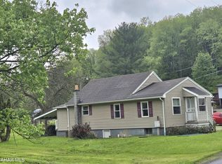 847 Johnstown Rd, East Freedom, PA 16637