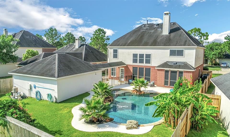 1st image of 3411 Lawson Dr