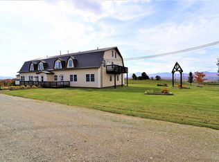 2637 Farrar Rd APT 4, Newport Center, VT 05857