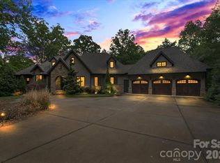 625 Ennis Rd, Waxhaw, NC 28173