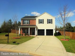 1416 Valmead Ct, Fayetteville, NC 28312