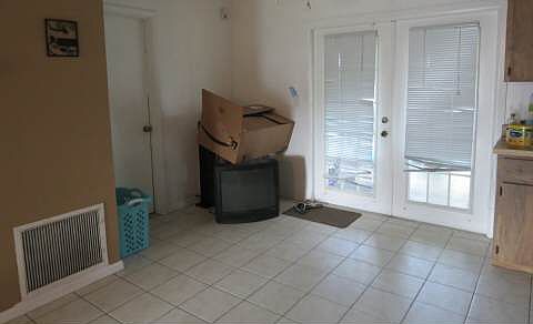 4th image of 2915 Sabal Palm Dr