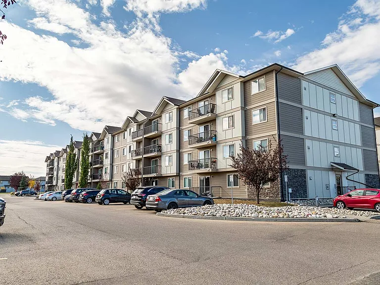 8605 Southfort Blvd — Photo 2