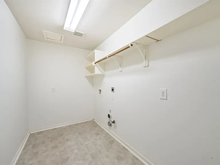 315 Willow Pointe Dr — Photo 43