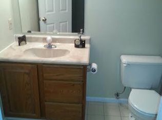 1064 E Green Meadows Rd, Columbia, MO 65201