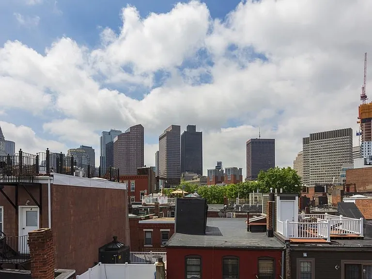 11 Bartlett Pl #4 — Photo 2