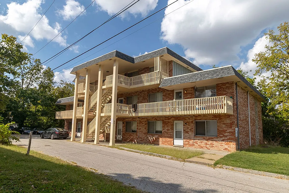 Building Photo - 801 N Ann St #4