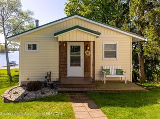 6391 Lakeshore Dr, Lakeview, MI 48850