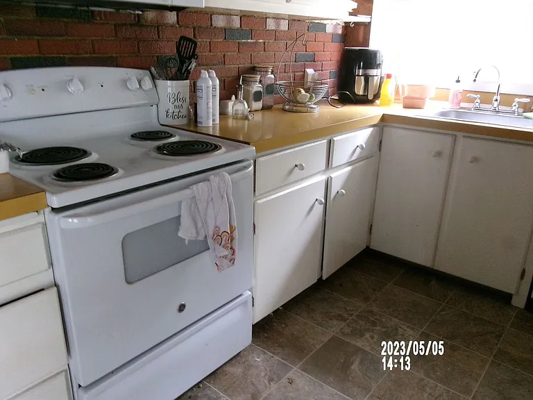 2951 NW Hayes Ave — Photo 10