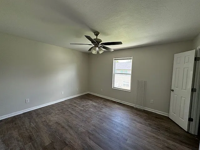 119 E Inskip Dr #F — Photo 20
