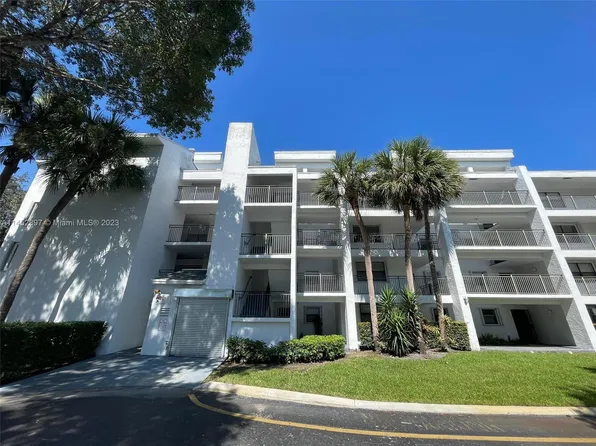 16141 Blatt Blvd APT 304, Weston, FL 33326