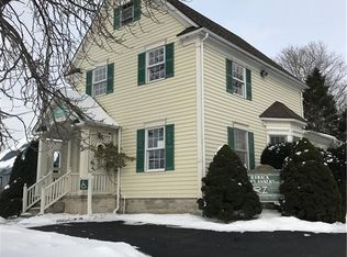 91 N Forest Rd, Buffalo, NY 14221