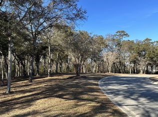 100 Sullivan Ridge Rd, Southport, NC 28461