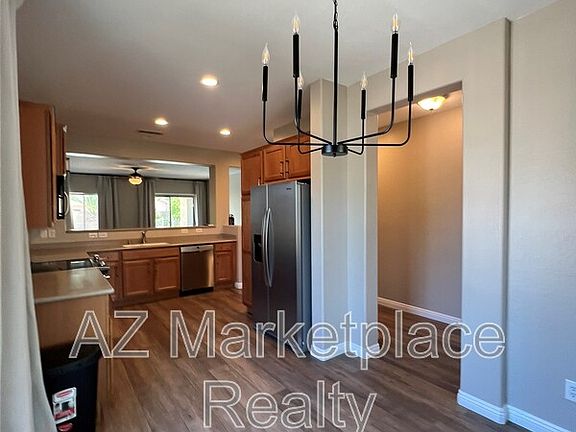 3rd image of 466 E Yellow Wood Ave