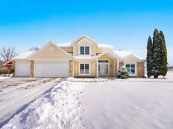 14 Ems T6 Ln, Leesburg, IN 46538