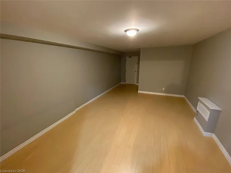 895 Maple Ave #124 — Photo 19