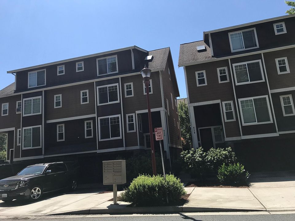 1st image of 833 Rainier Blvd N