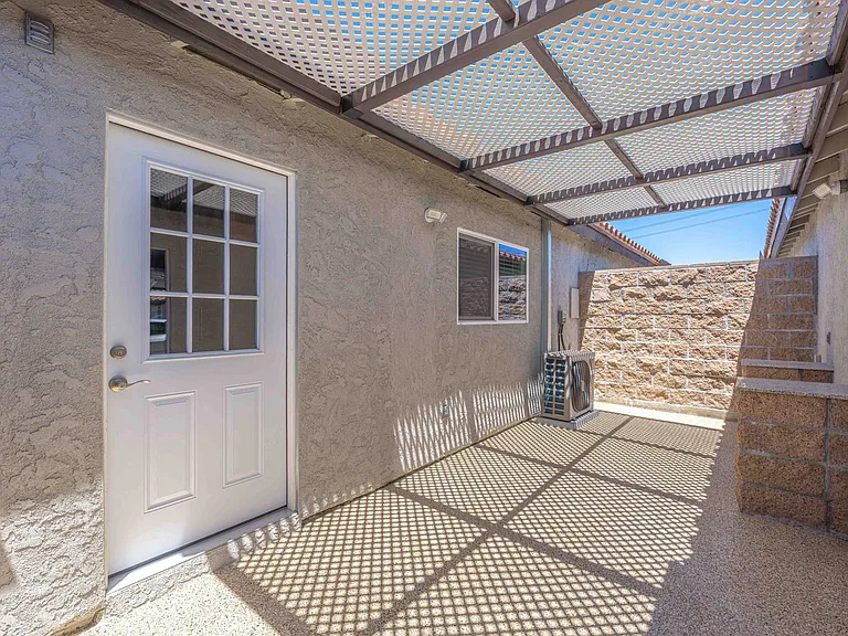10419 Hayford St — Photo 24