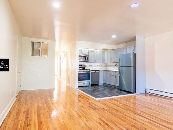 3rd image of 16 Roosevelt Pl #2