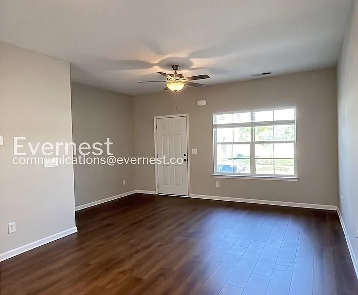 250 Tara Ct — Photo 8