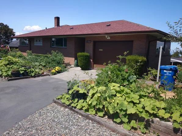 5700 SW Orleans St, Seattle, WA 98116