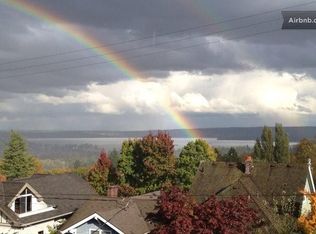 1529 Grandview Pl E, Seattle, WA 98112