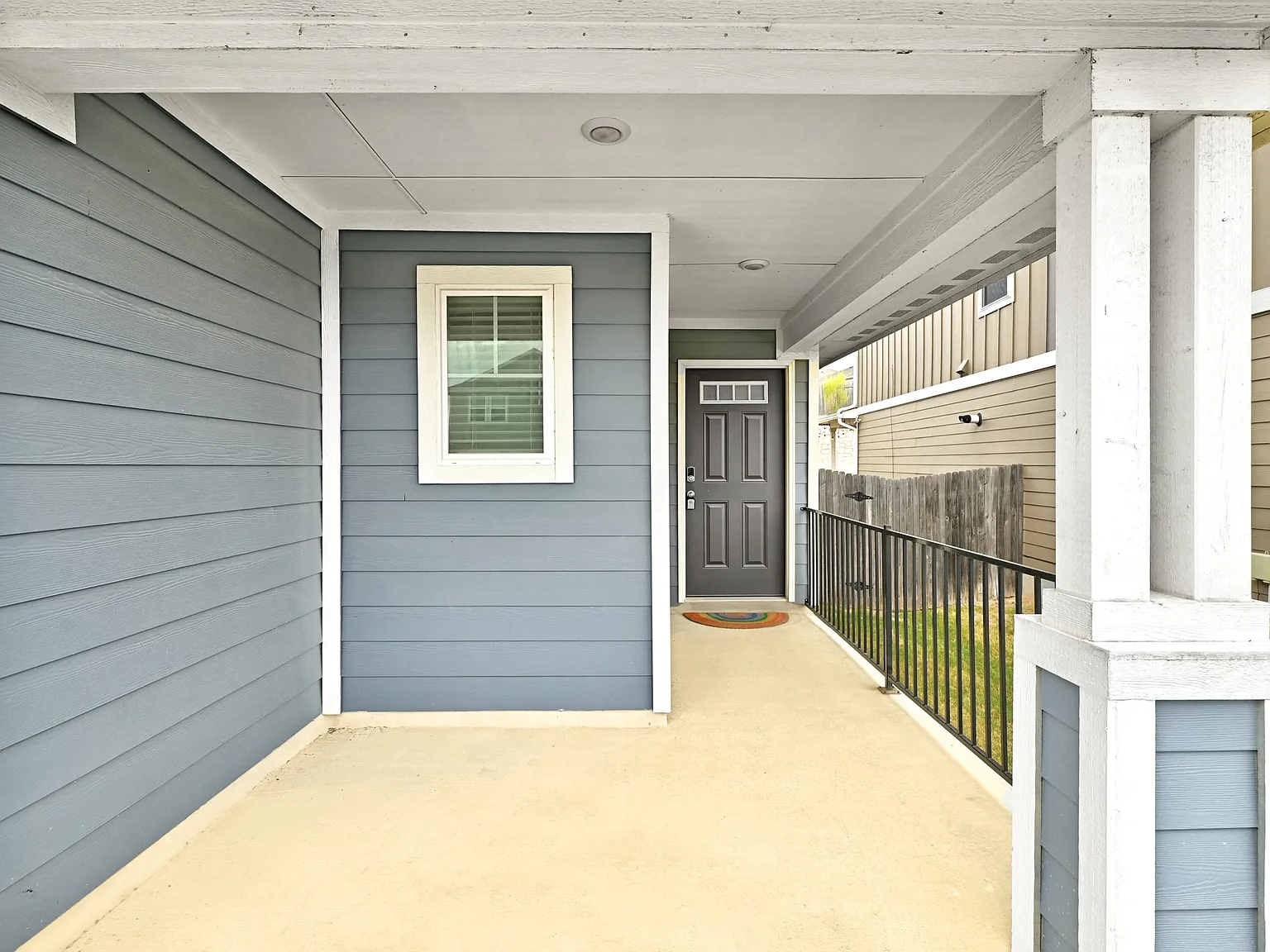 3 bed, 1400 sqft, $1,895 — Photo 4