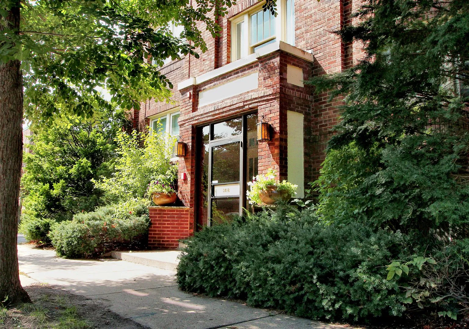 Smith Sturm Inv Co — Photo 1