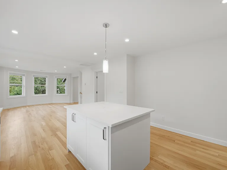 68 Gregory Blvd #2 — Photo 1