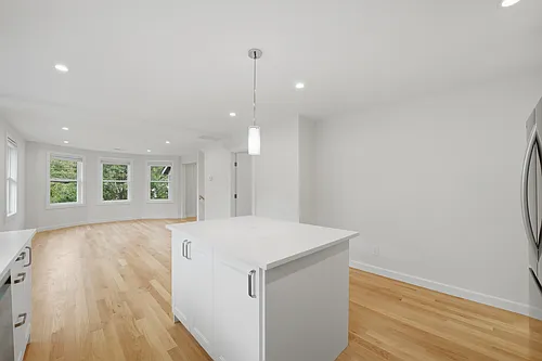 68 Gregory Blvd #2 Photo 1