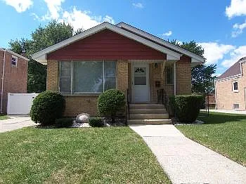 10724 S Kostner Ave photo 1