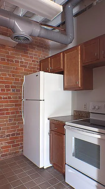 1 bed, 900 sqft, $1,795 — Photo 4