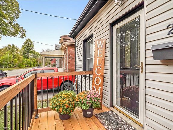 5th image of 25 Alonzo St