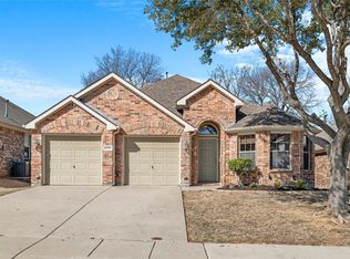 15725 Wheelhorse Trl, Roanoke, TX 76262